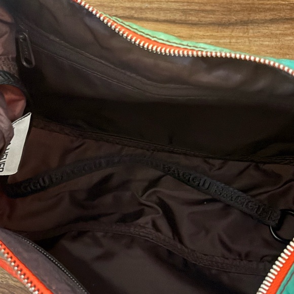 Baggu Rain Medium Crescent - Picture 6 of 7